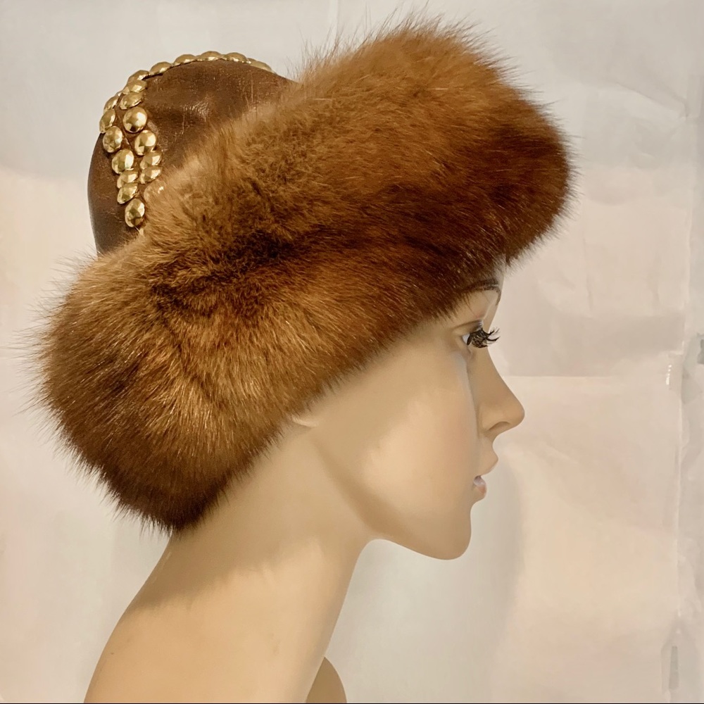 Fur Hat - Picture 6 of 16